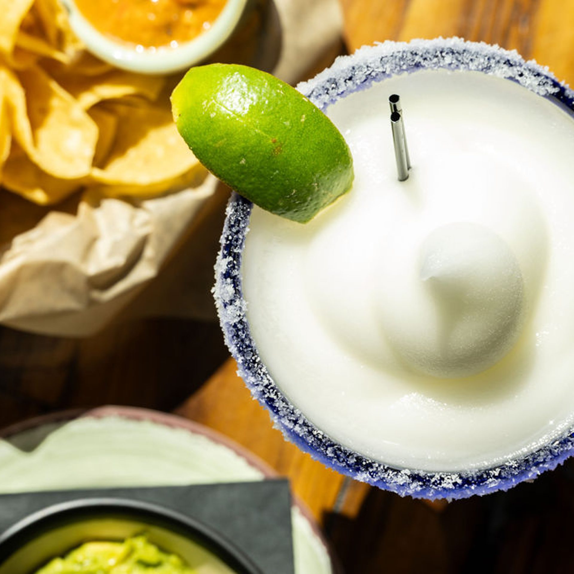 Happy Hour & Weekend Brunch
