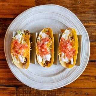LOLLIE'S TACOS